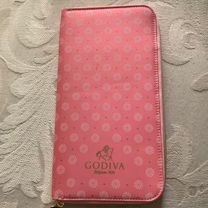 Godiva wallet